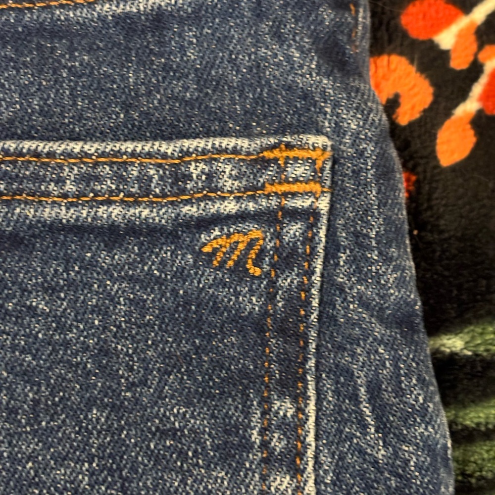 Madewell Women's 90s Straight Leg Blue Jeans - Picture 8 of 11